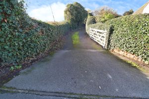 COLCHESTER ROAD- click for photo gallery